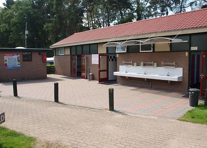 Recreatiepark De Wrange Campo de lujo *